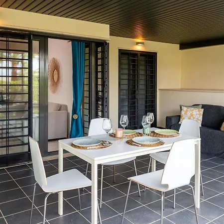 Elegant Getaway Near Padierna Marbella Lux Lägenhet Estepona