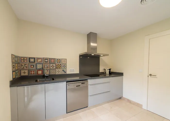 Appartement Elegant Getaway Near Padierna Marbella Lux