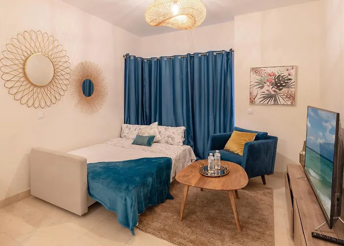 Elegant Getaway Near Padierna Marbella Lux Appartement Estepona