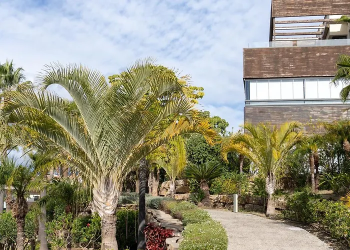 Elegant Getaway Near Padierna Marbella Lux Apartament Estepona