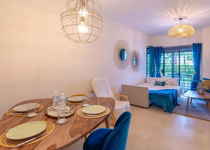 Elegant Getaway Near Padierna Marbella Lux * Estepona