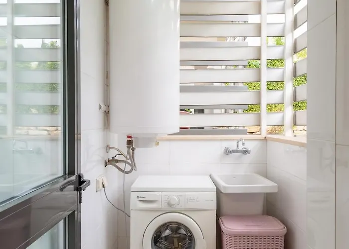 Appartement Elegant Getaway Near Padierna Marbella Lux Estepona