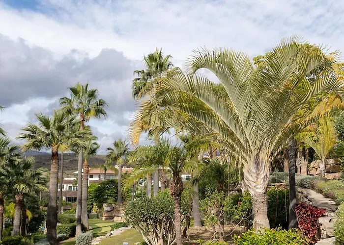 Elegant Getaway Near Padierna Marbella Lux *