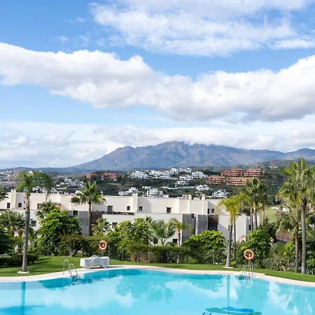 Elegant Getaway Near Padierna Marbella Lux * Estepona