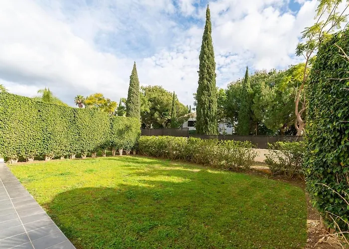 Apartment Elegant Getaway Near Padierna Marbella Lux *