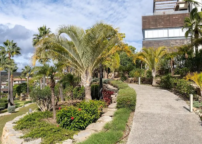 Elegant Getaway Near Padierna Marbella Lux Apartment *