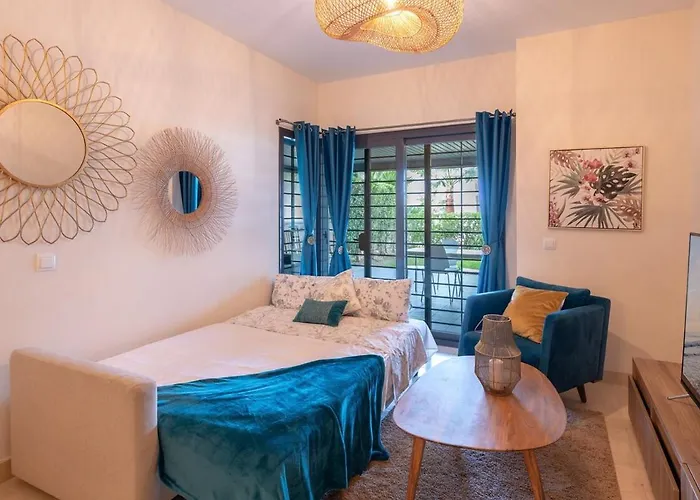 Elegant Getaway Near Padierna Marbella Lux