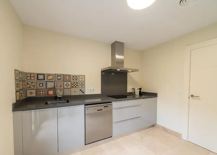 Appartement Elegant Getaway Near Padierna Marbella Lux *