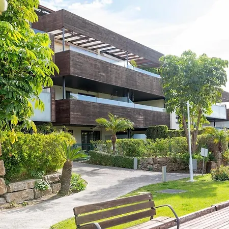 Apartment Elegant Getaway Near Padierna Marbella Lux Estepona